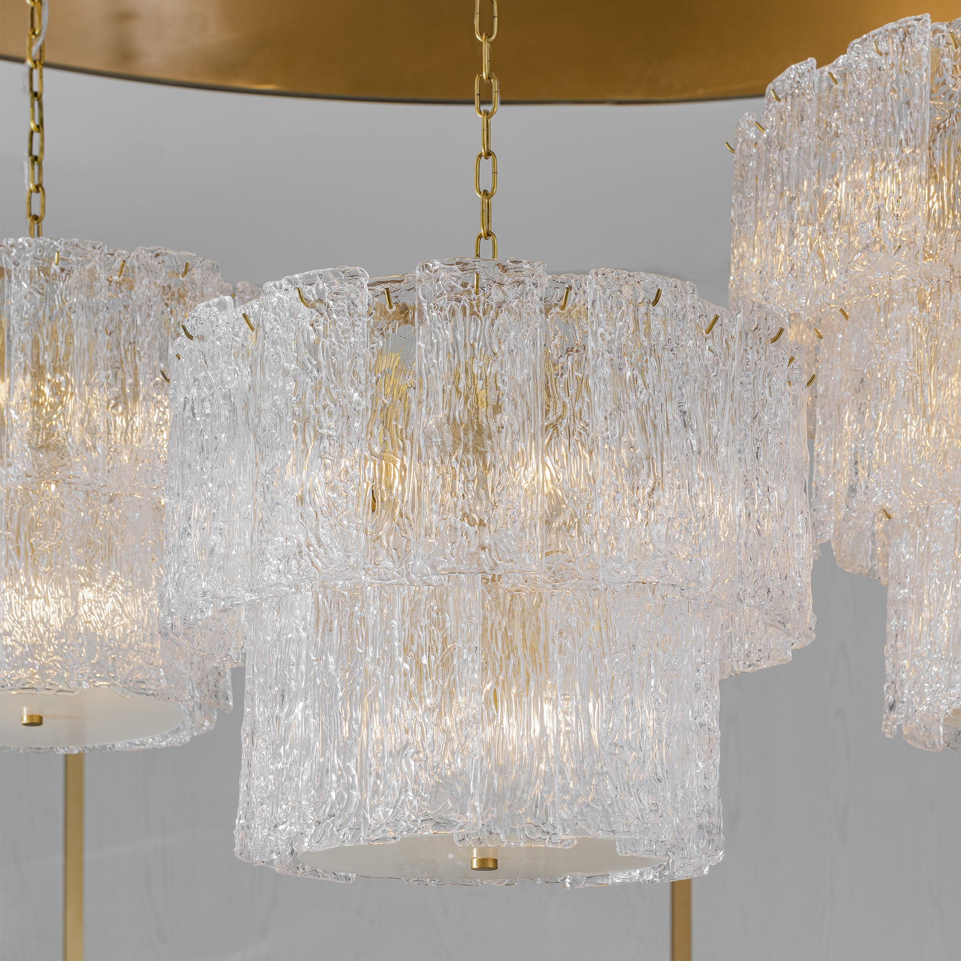 AVA MEDIO ANTIQUE BRASS CHANDELIER