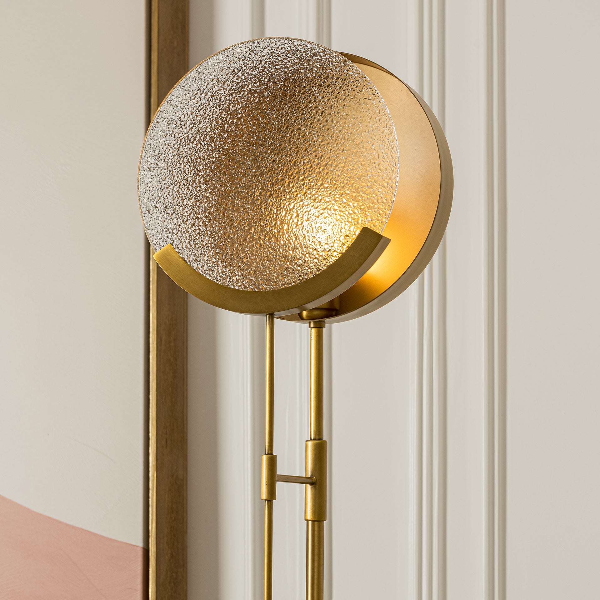 AVA FRONTIER FLOOR LAMP