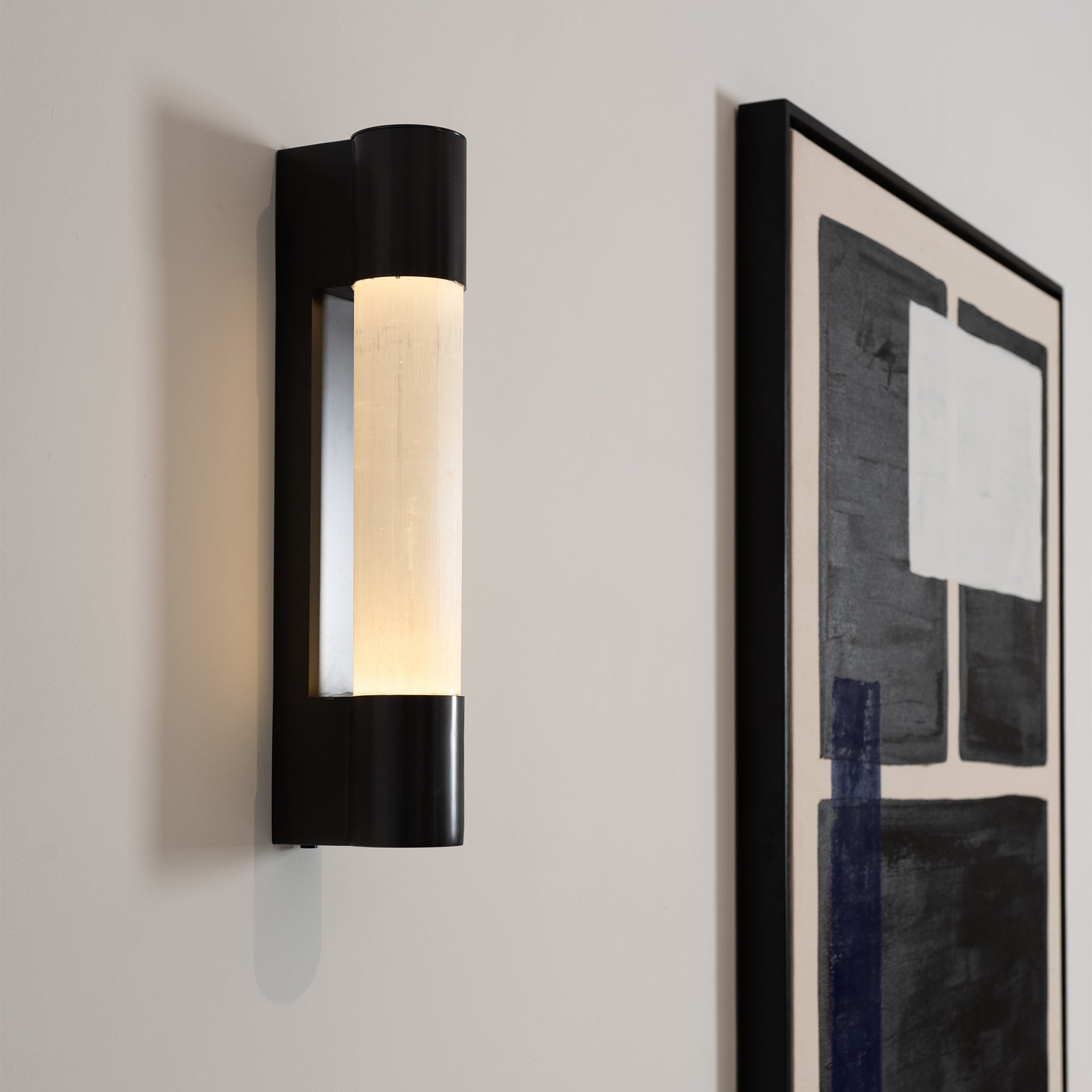 SAMARA SELENITE WALL LAMP