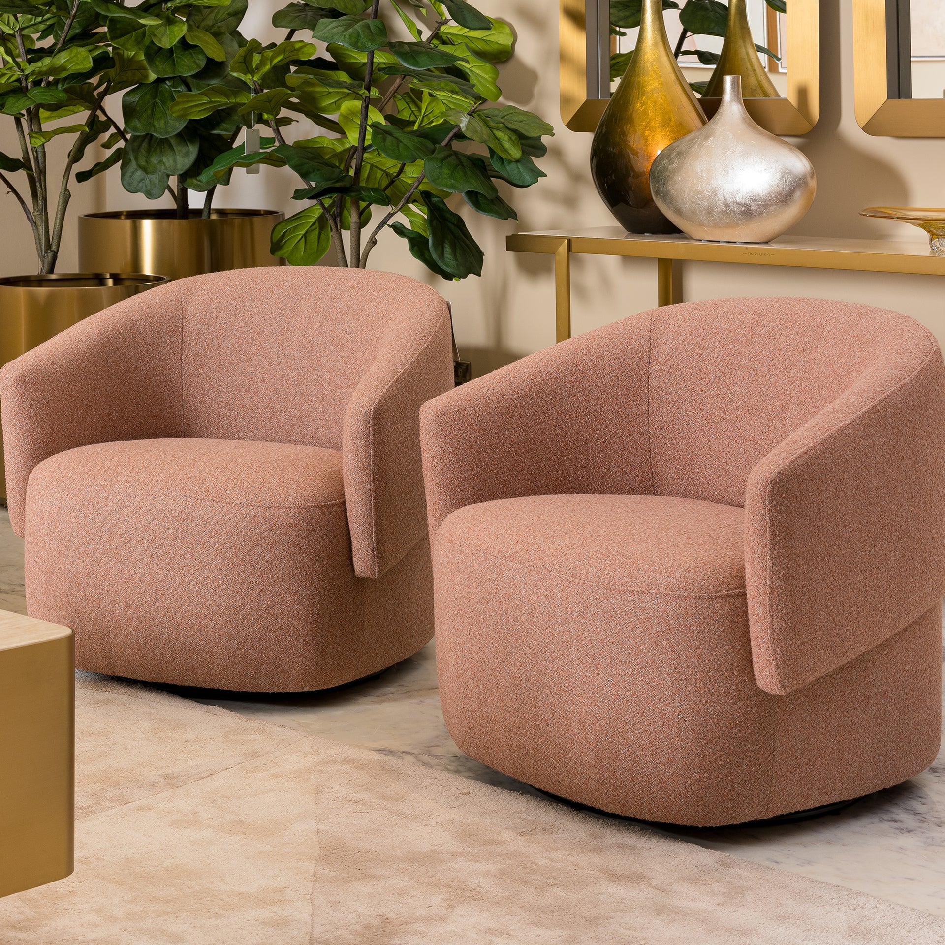 ARLO CHAMPAGNE POWDER ARMCHAIR