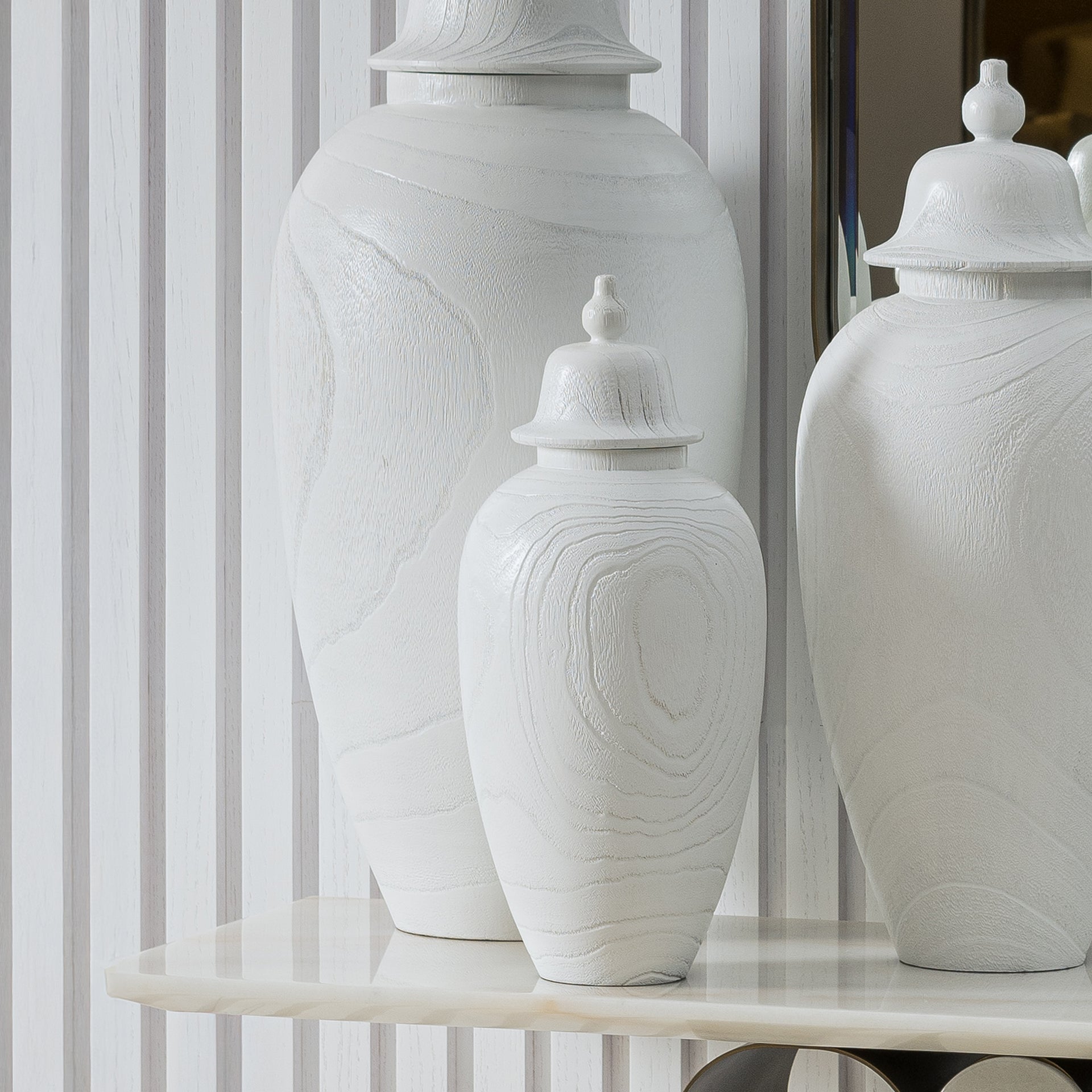 TERESSO MEDIUM DECORATIVE VASE