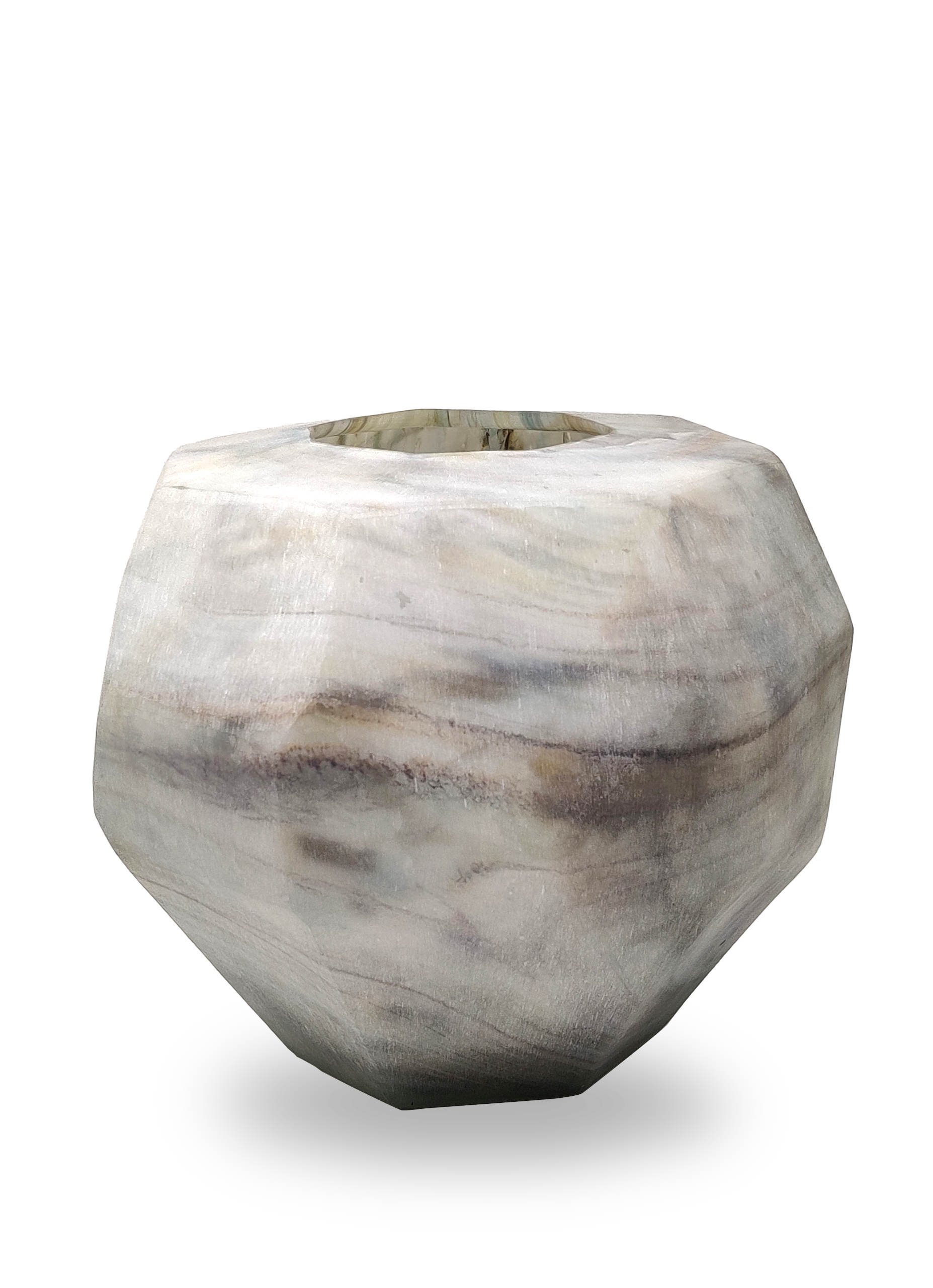 FROSTED HARMONY LOW VASE