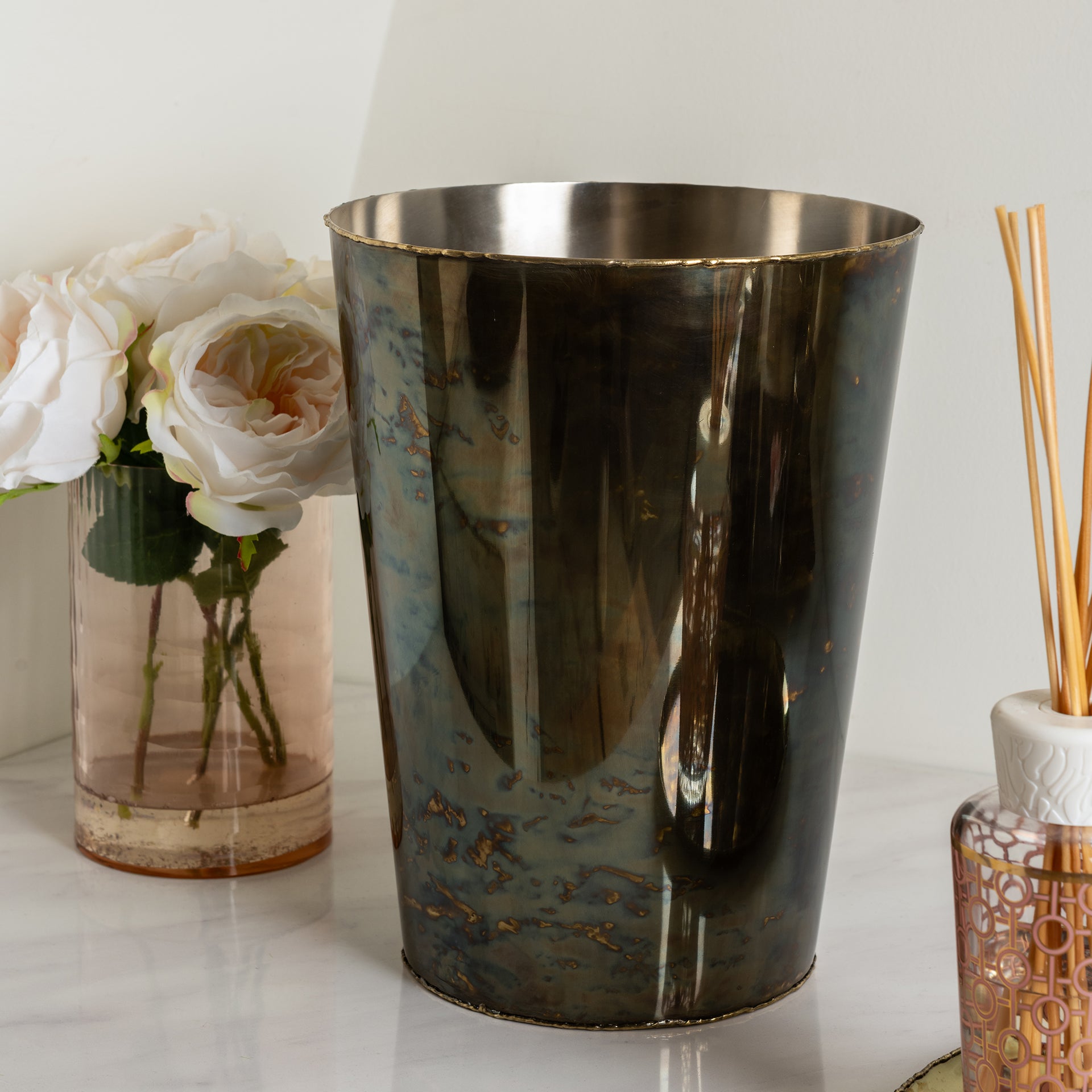 GOLD DRIP BORDER WASTE BASKET