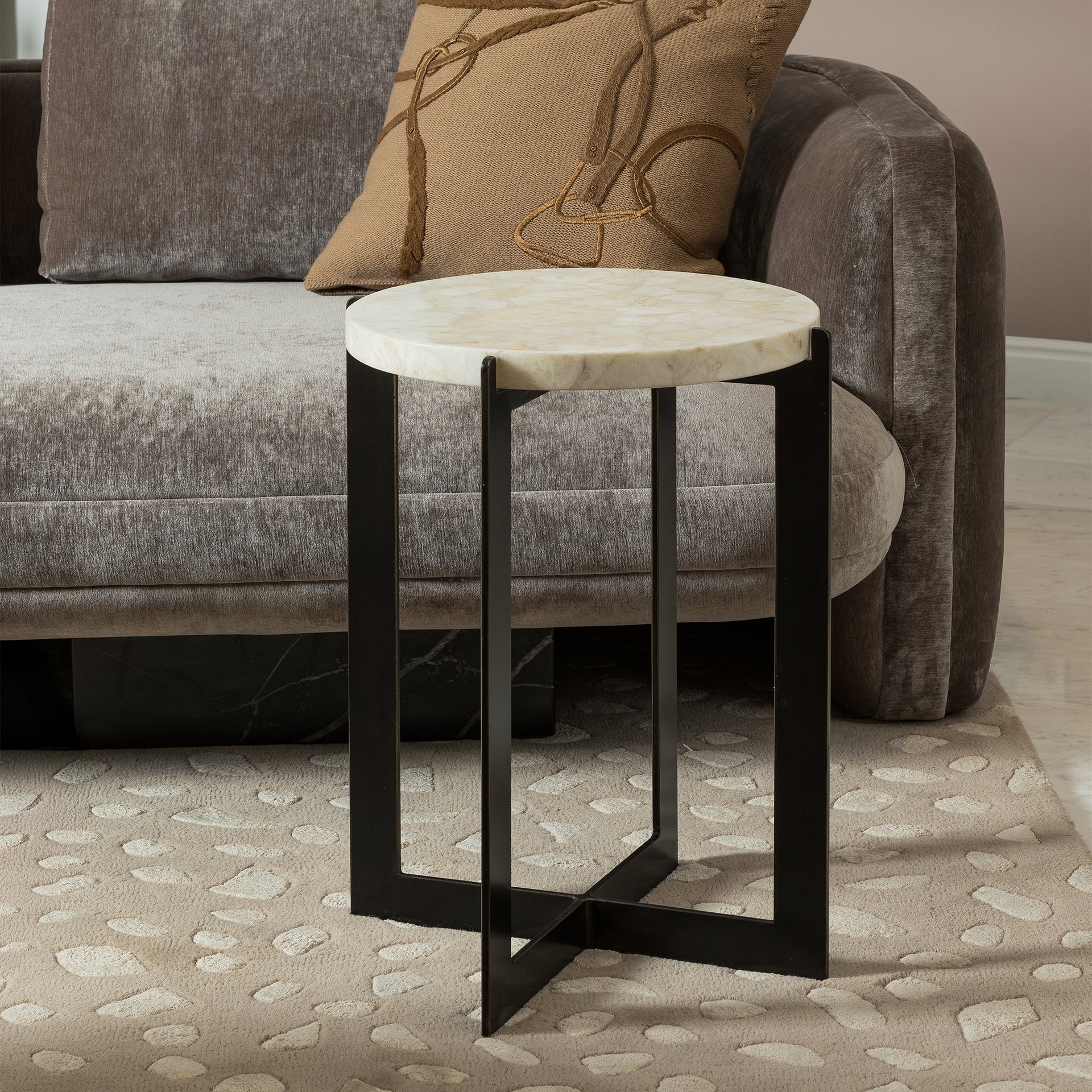 CIELO CRYSTAL STONE SPOT TABLE