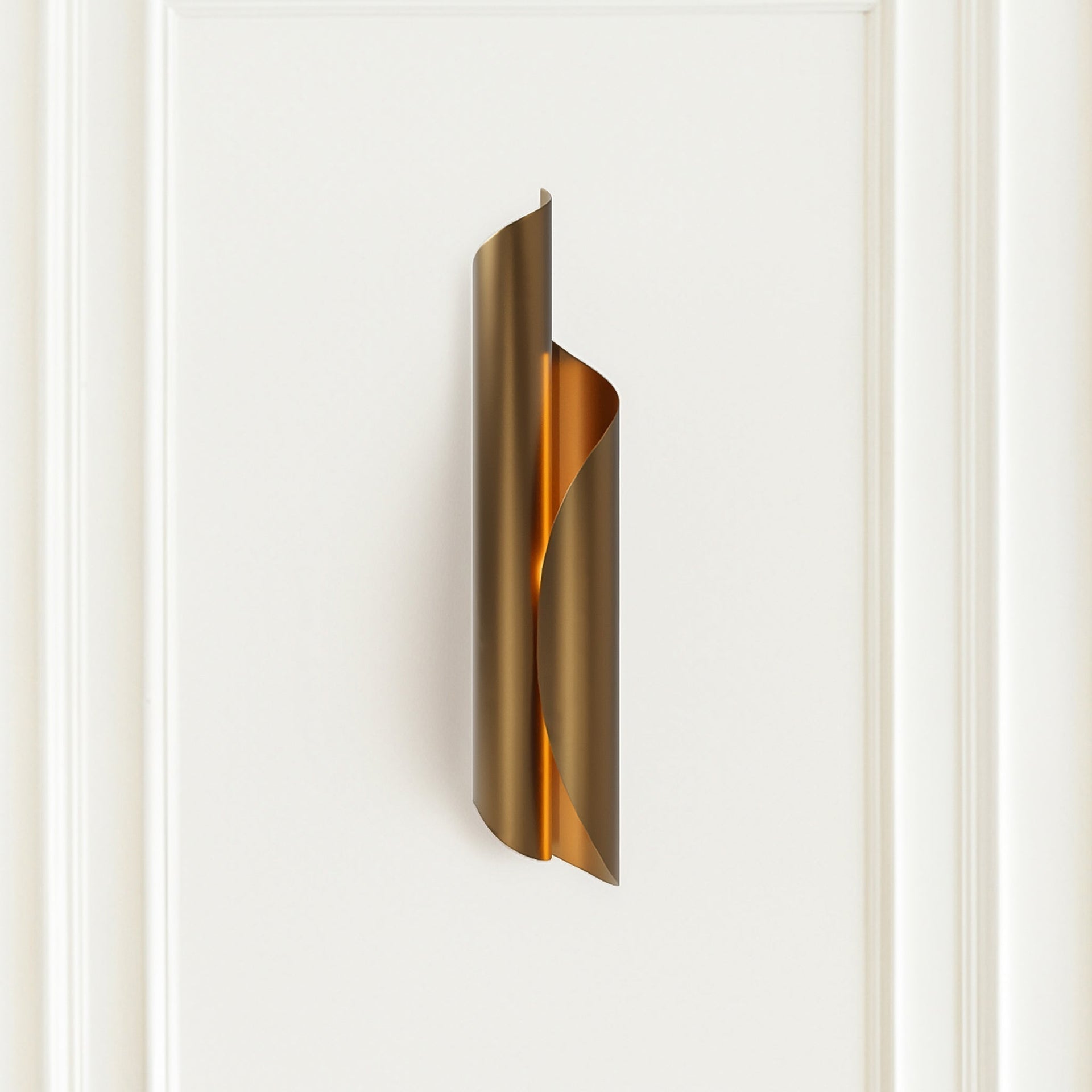VELLUM WALL LAMP (RIGHT)