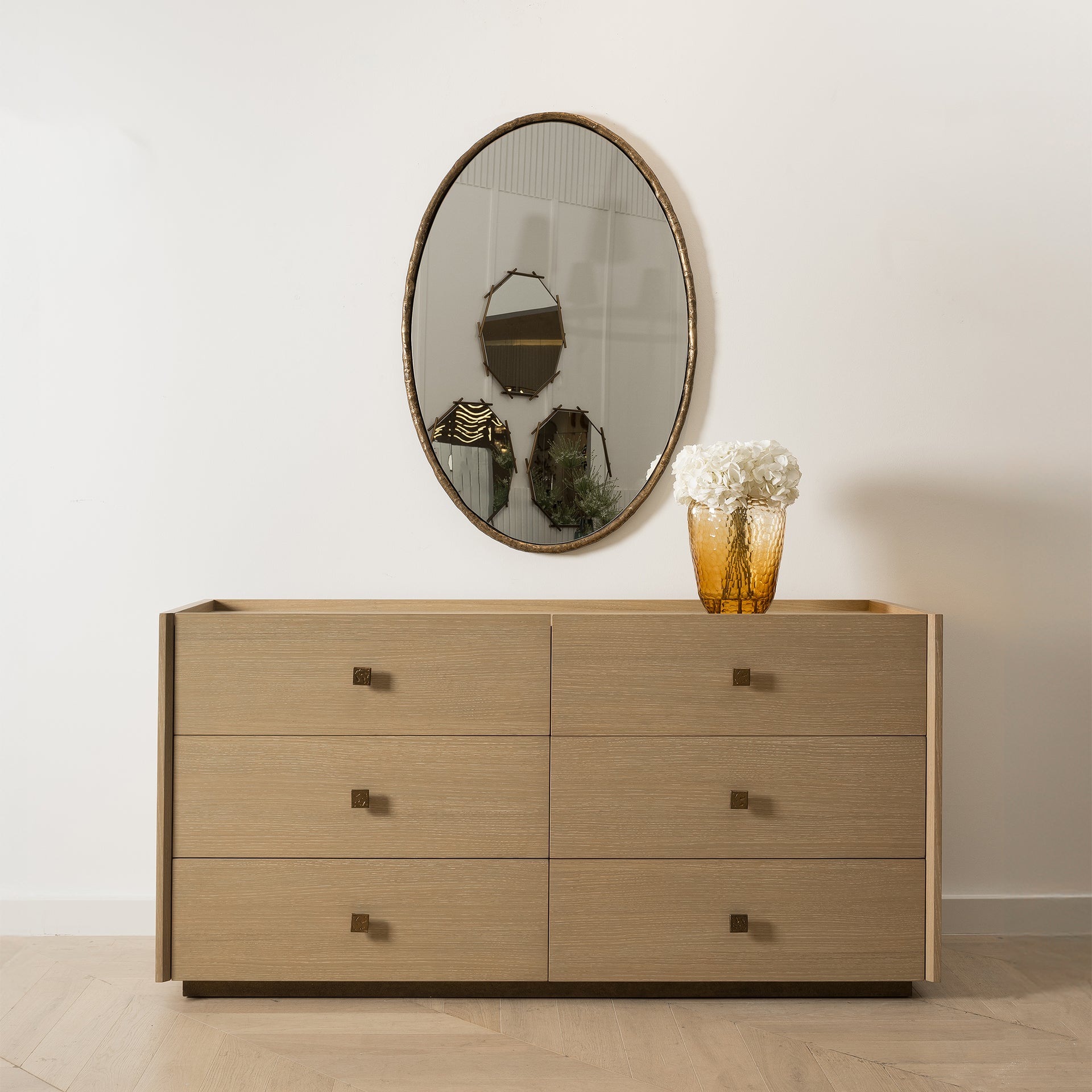CARLTON HAMPTON OAK 6-DRAWER CHEST